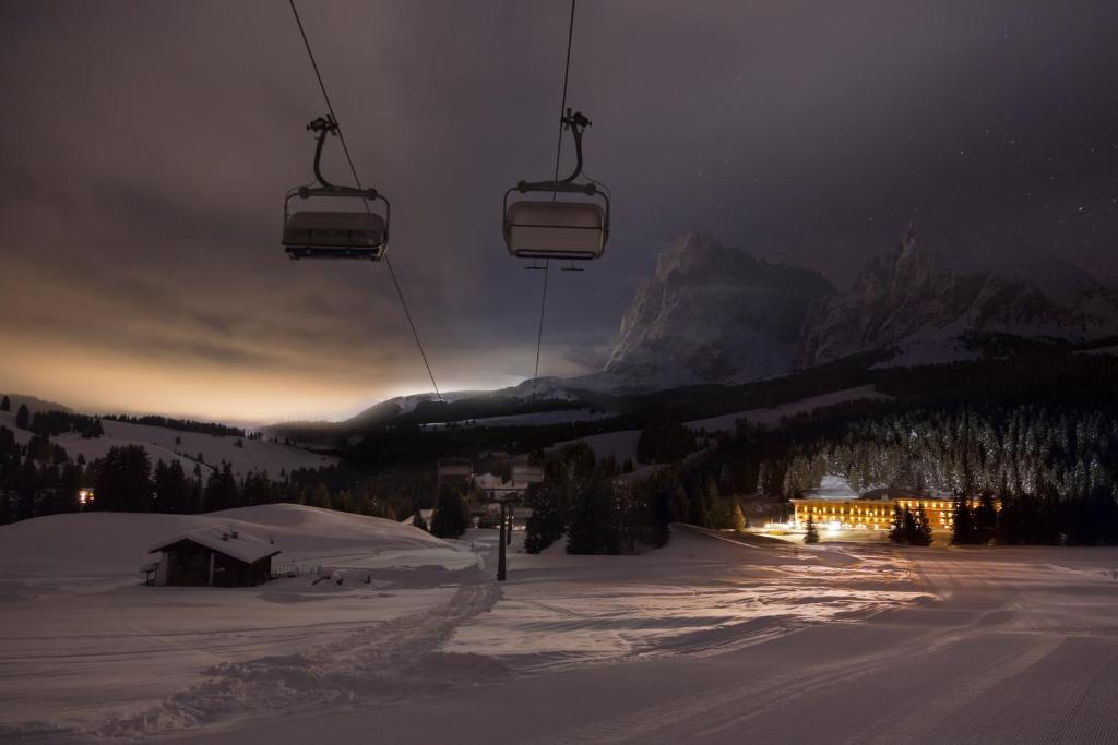 Sporthotel Floralpina Alpe Di Siusi Exterior foto