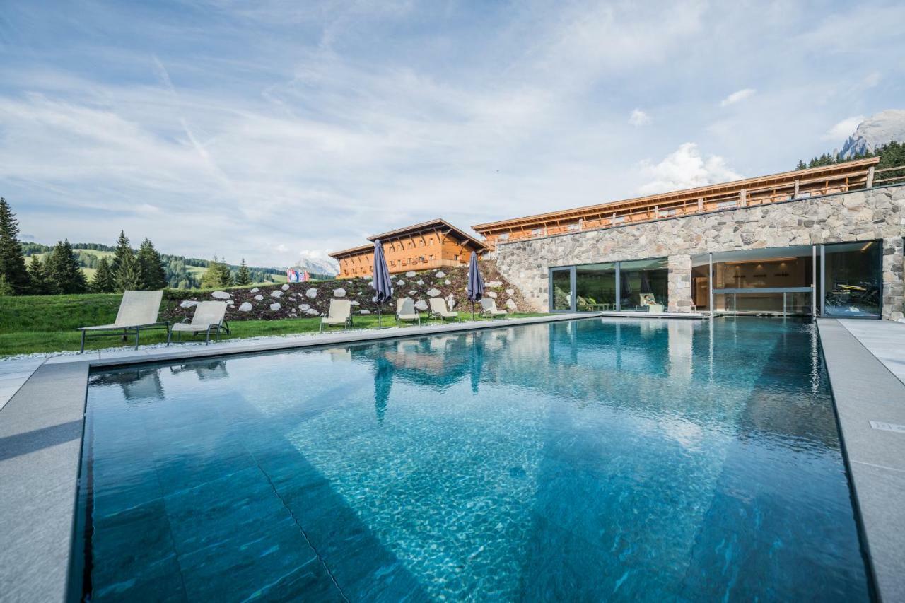 Sporthotel Floralpina Alpe Di Siusi Exterior foto
